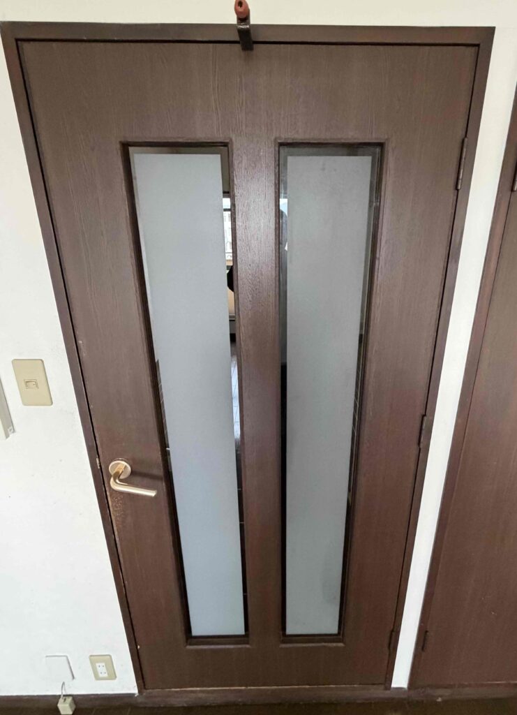 福岡市南区井尻 ガラス交換 専門業者 萬治屋 施工実績