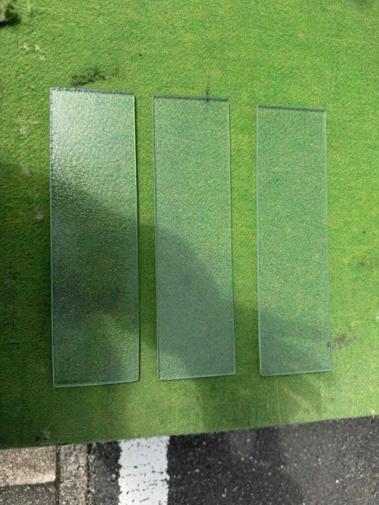 福岡市早良区田隈 加工後のガラス状態