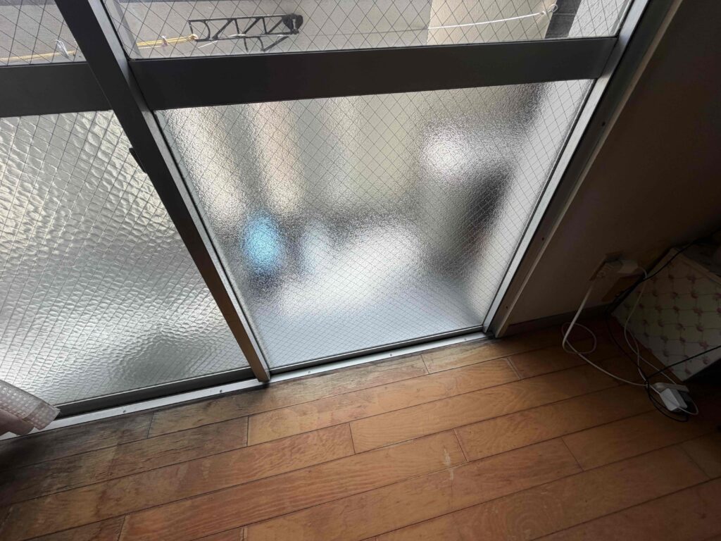 福岡市南区長丘 型網菱ガラス交換完了